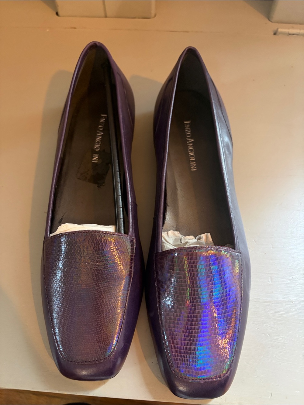Enzo Angiolini size 8 women’s deep purple shiny leather flat new without tags